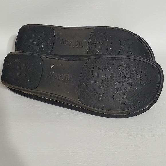 Alegria Deck of Cards Mary Jane Clog Black Gold Womens Shoes Size 41 - Picture 11 of 13